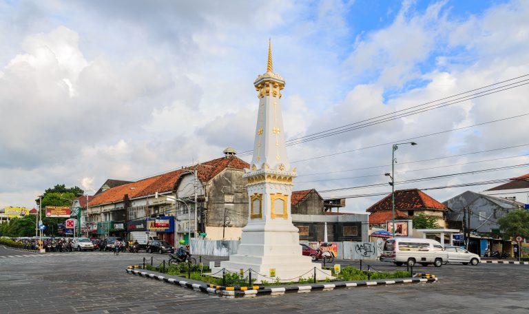 Yogyakarta_Indonesia_Tugu-Yogyakarta-02 (1)